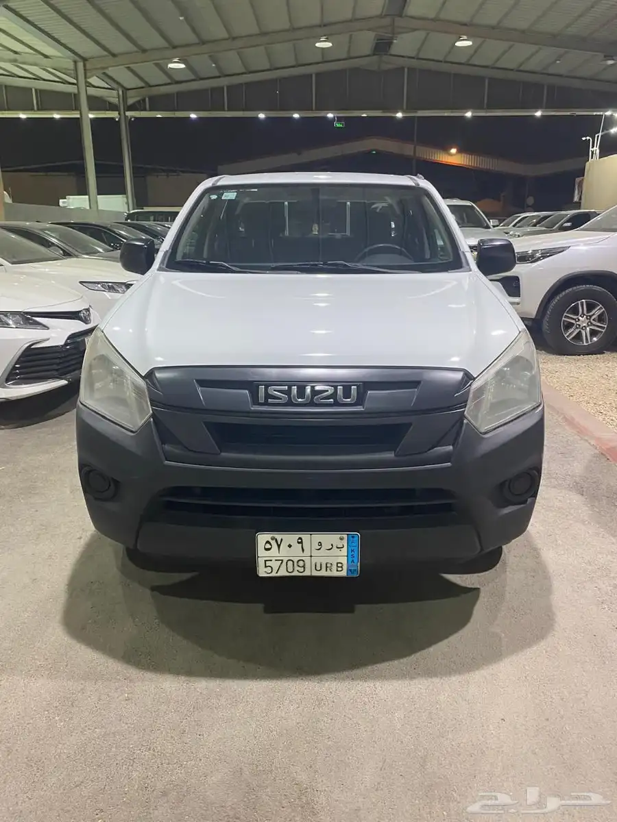 ايسوزو ديماكس 2020 0
