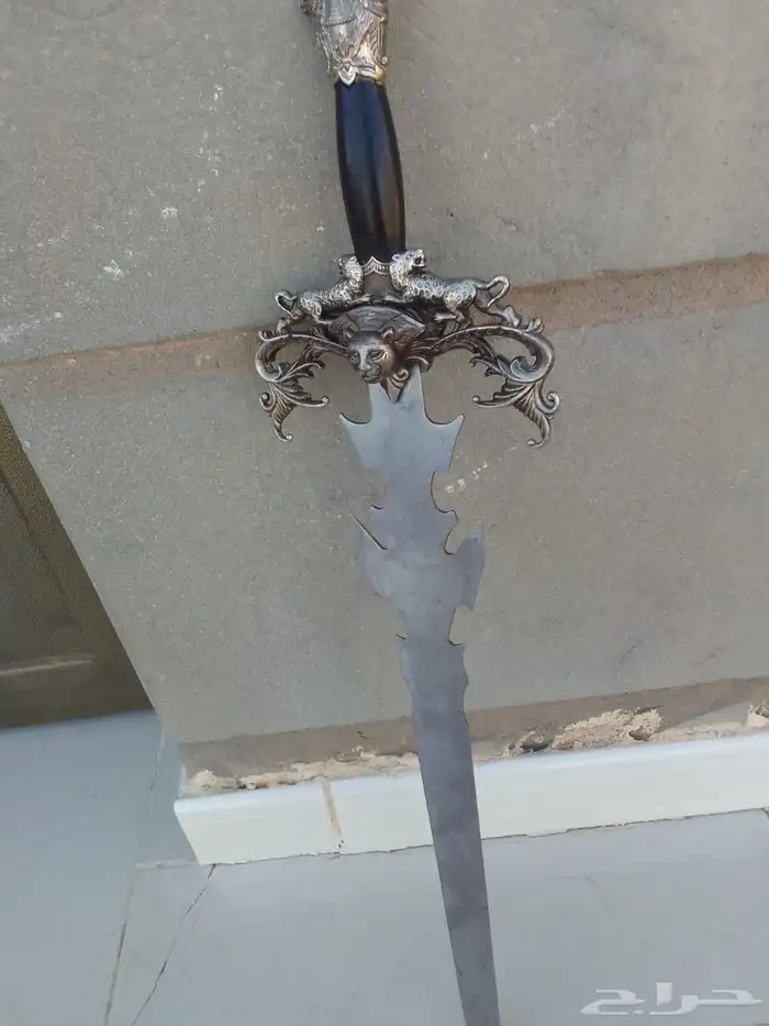 سيف للبيع اثري ونظيف 3