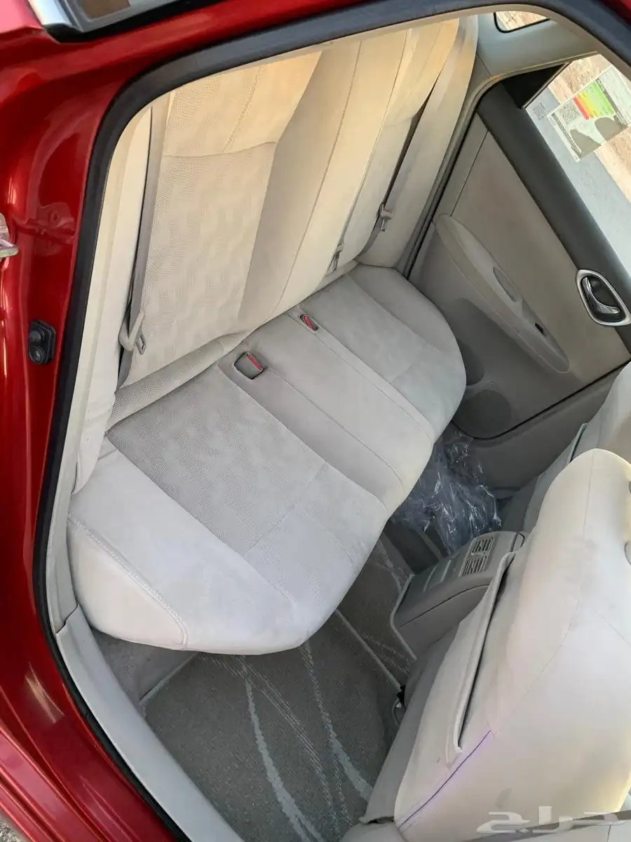 nissan Sentra full option 8