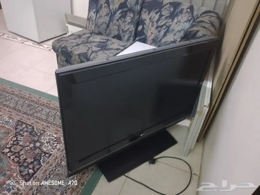 فريزر ونشاف وغساله وتلفزيون. للبيع عل السوم 7