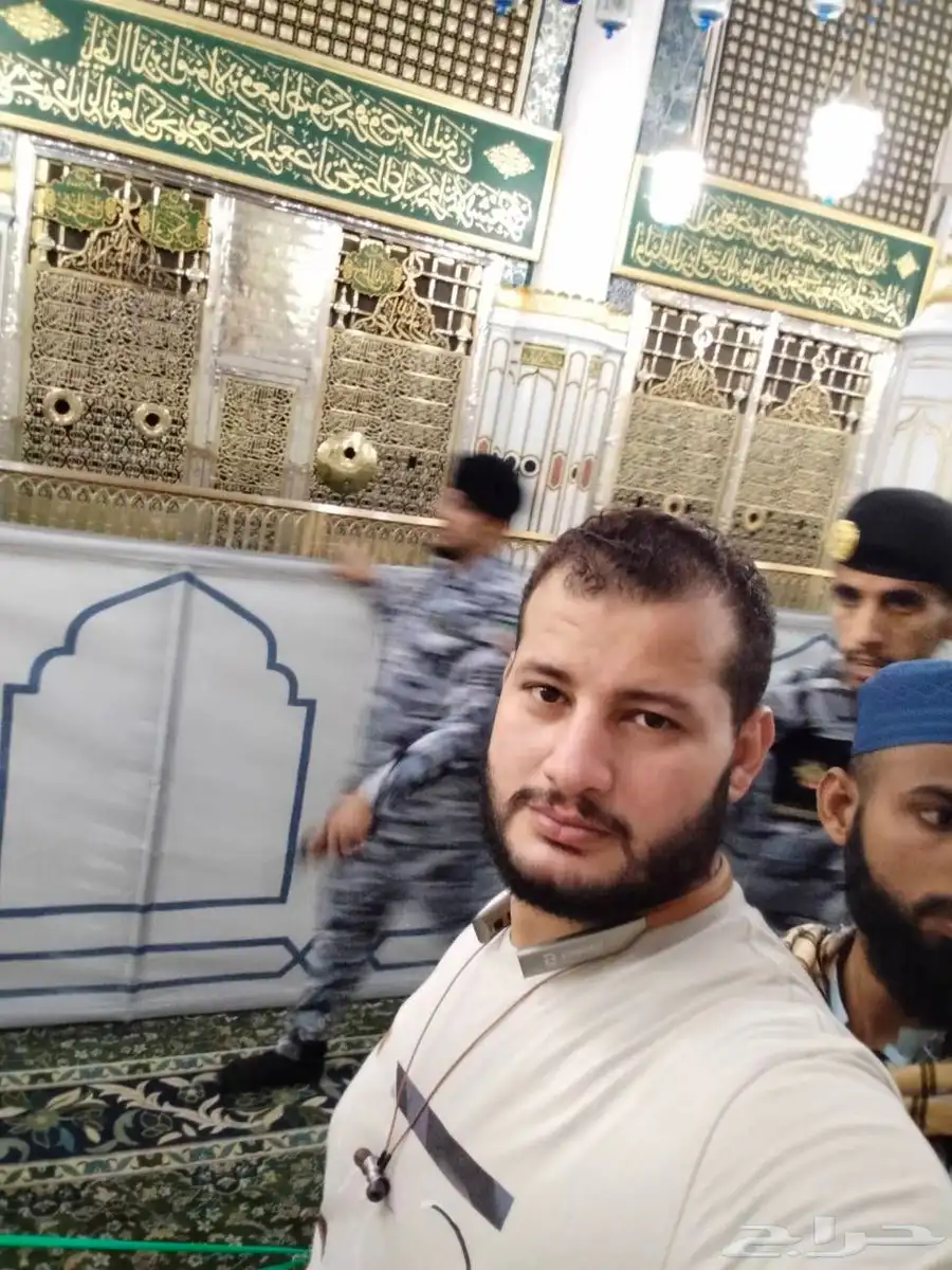 ابحث عن غرفه للايجار تكون كويسه تكون في السيح 1