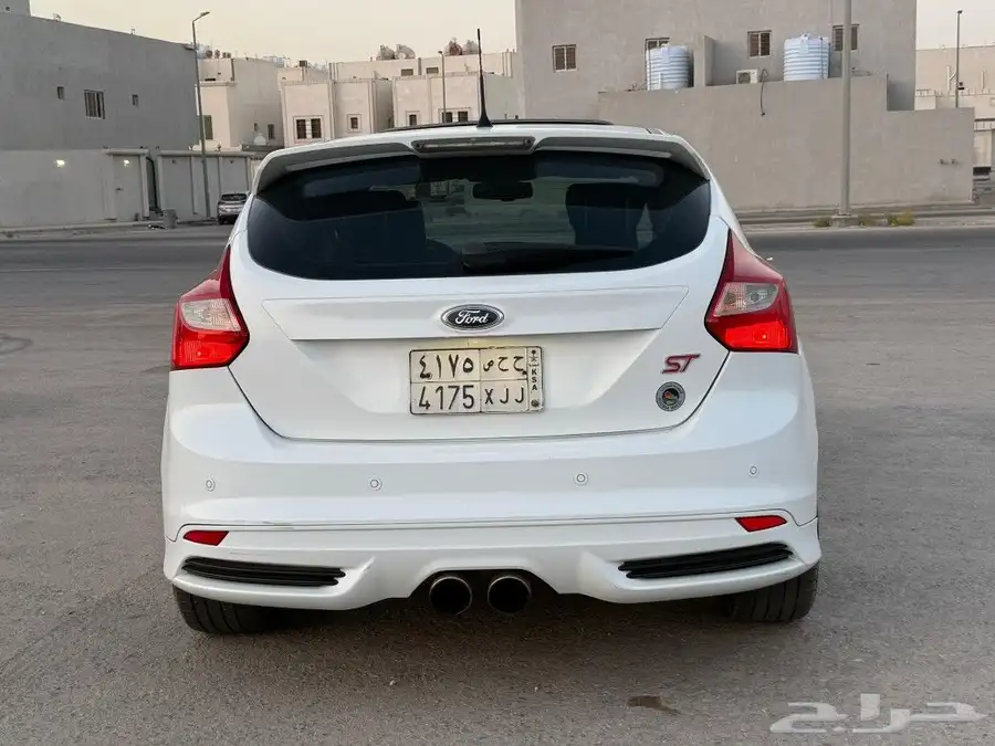 للبيع فور فوكس ST-2013 3