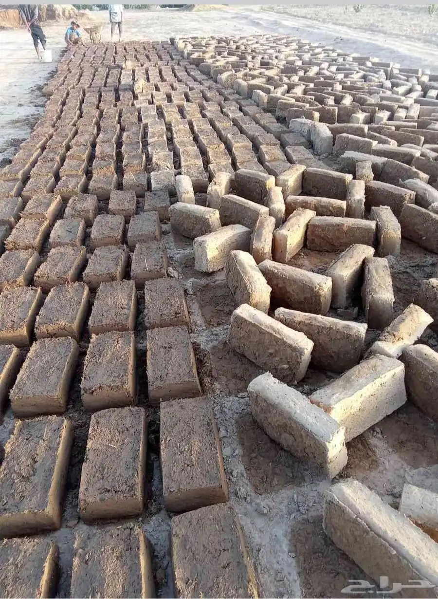 لتنفيذ الاعمال التراثيه من الطين والحجر  ج 14