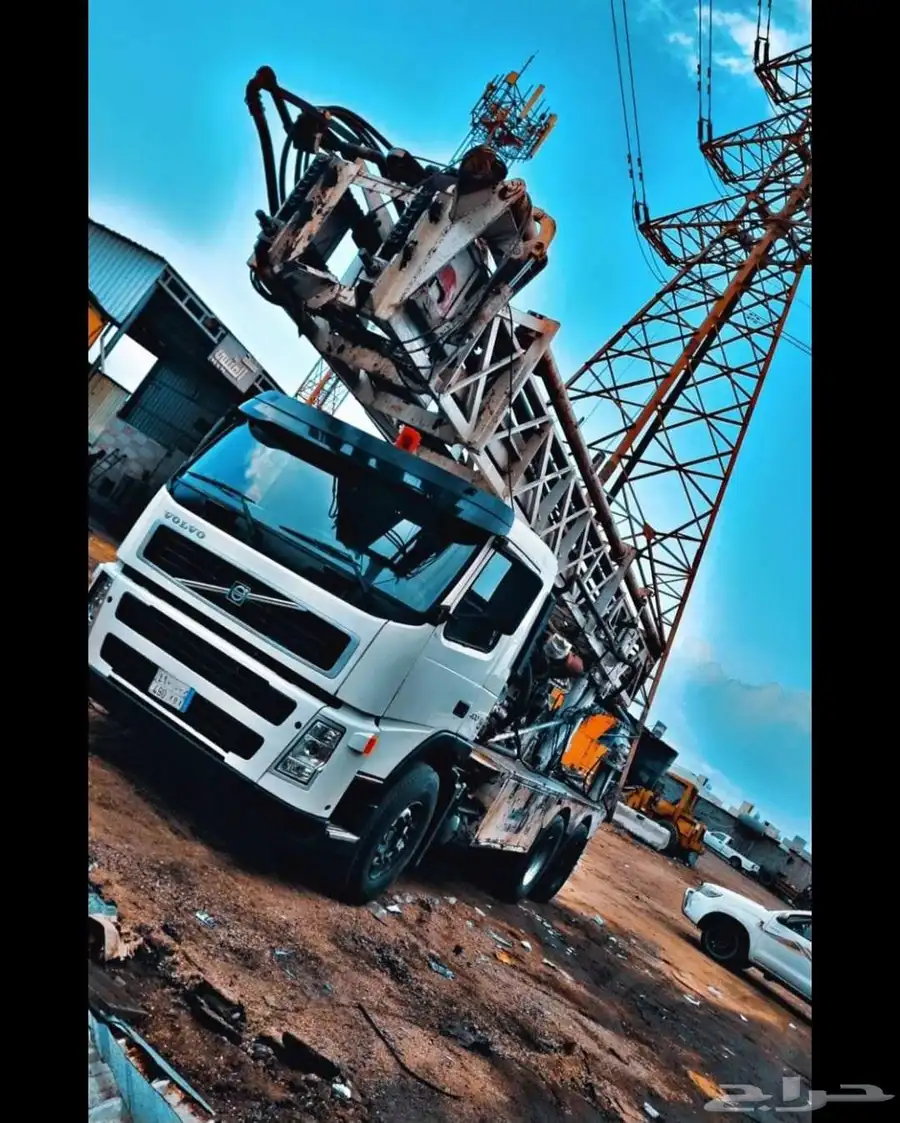 حفار ابار ارتوازيه دريل دقاق يوجد مهندس كشف الماء 3
