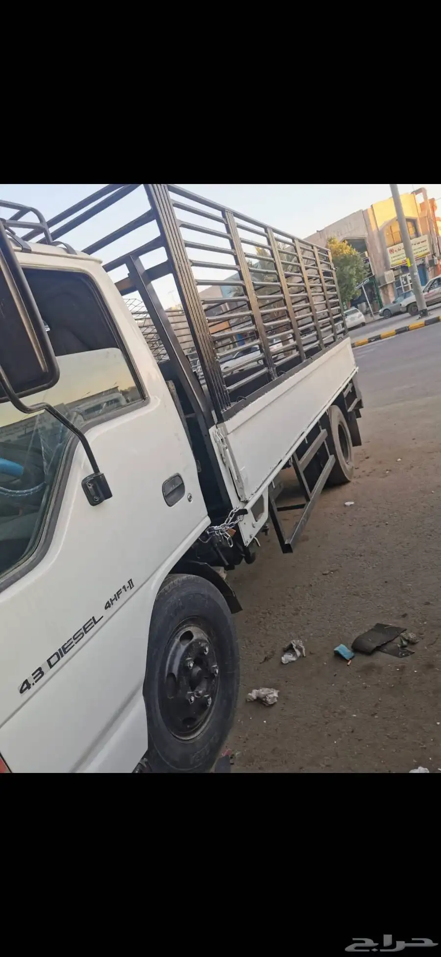 دينَه آيسوزو للبيع موديل 2000 حجم NKR 1