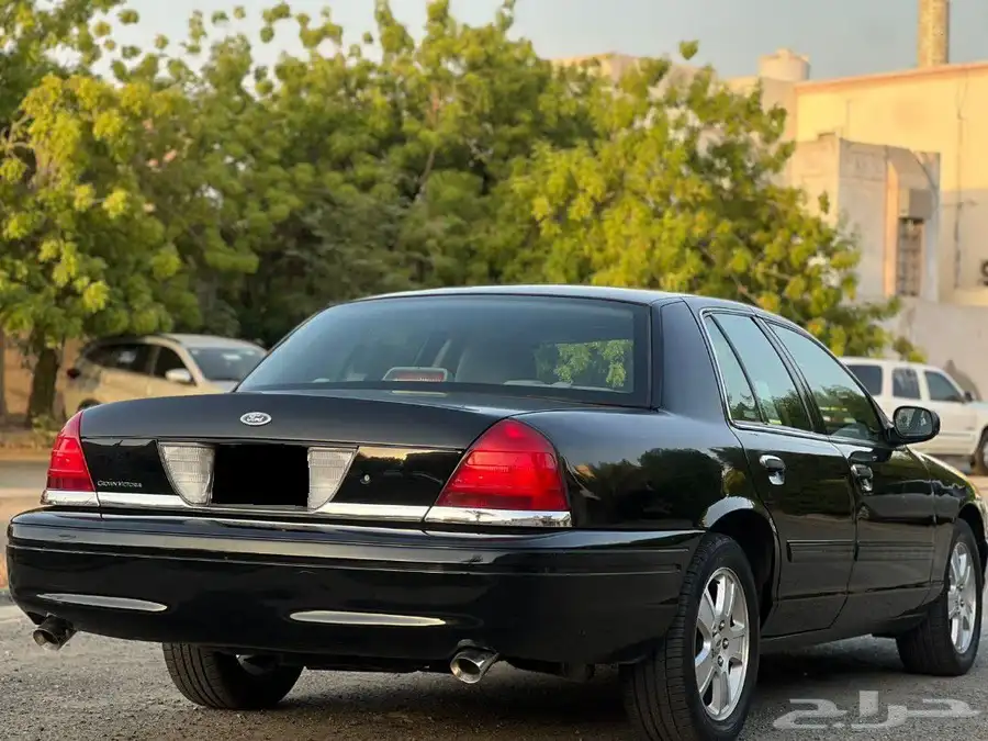 فورد فكتوريا 2011 6