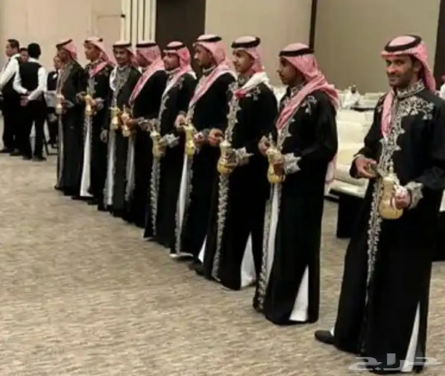 تاجير كنب وكراسي وطاولات جلسات شعبيه 6
