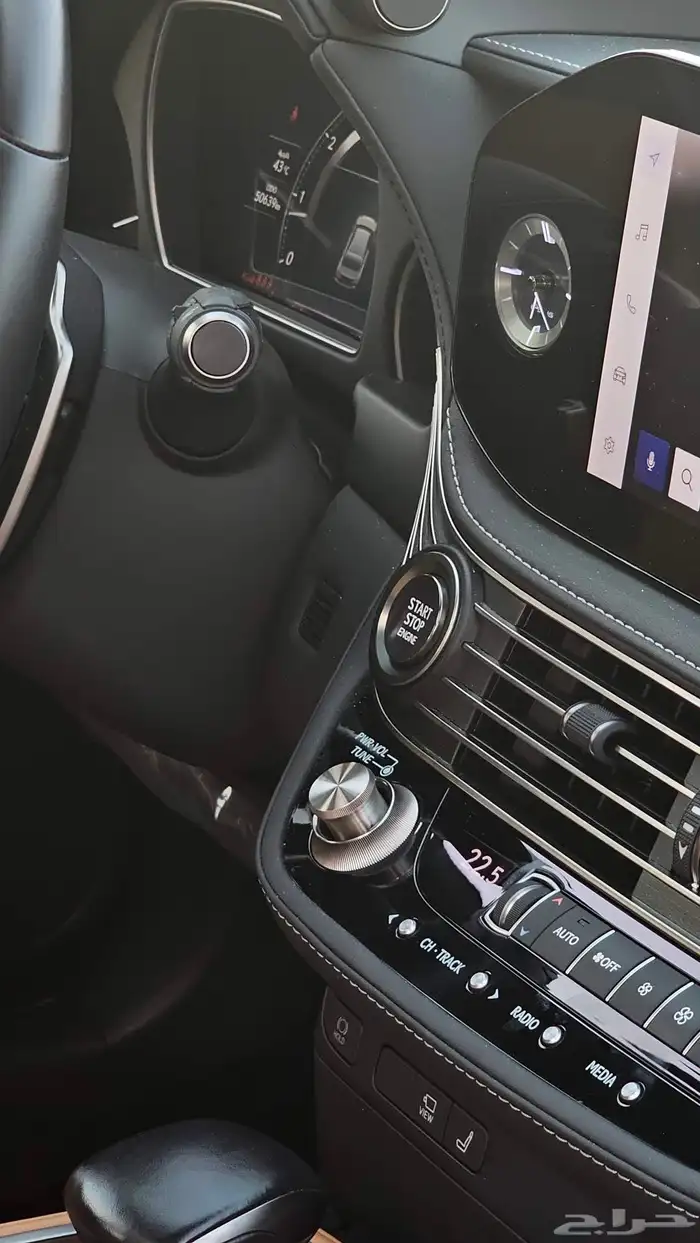 لكزس LS 350 2024 43