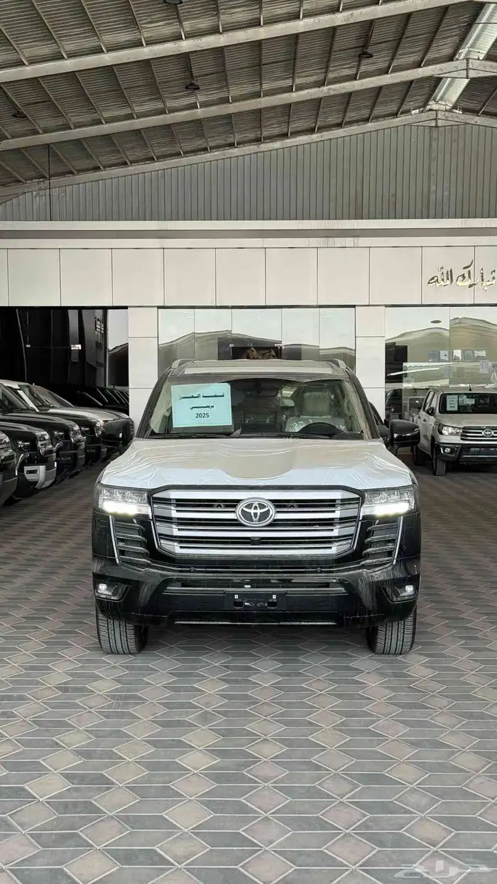 لاند كروزر - جي اكس ار GXR - فل كامل - بريمي - 2025 0