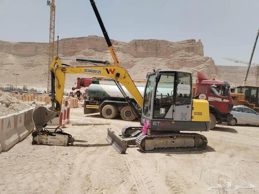 كرينات وروافع شوكيه ومان لفت وسيزر لفت للإيجار اليومي والشهر 4