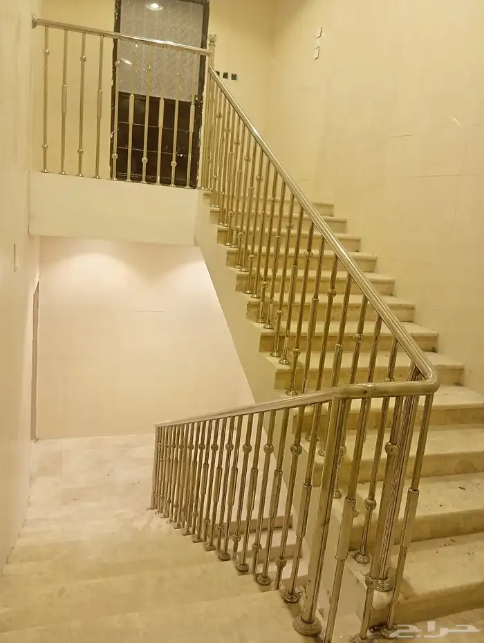 دربزين استيل شبابيك زجاج حواجزمسابح زوياءاستيل انوع الدربزين 2