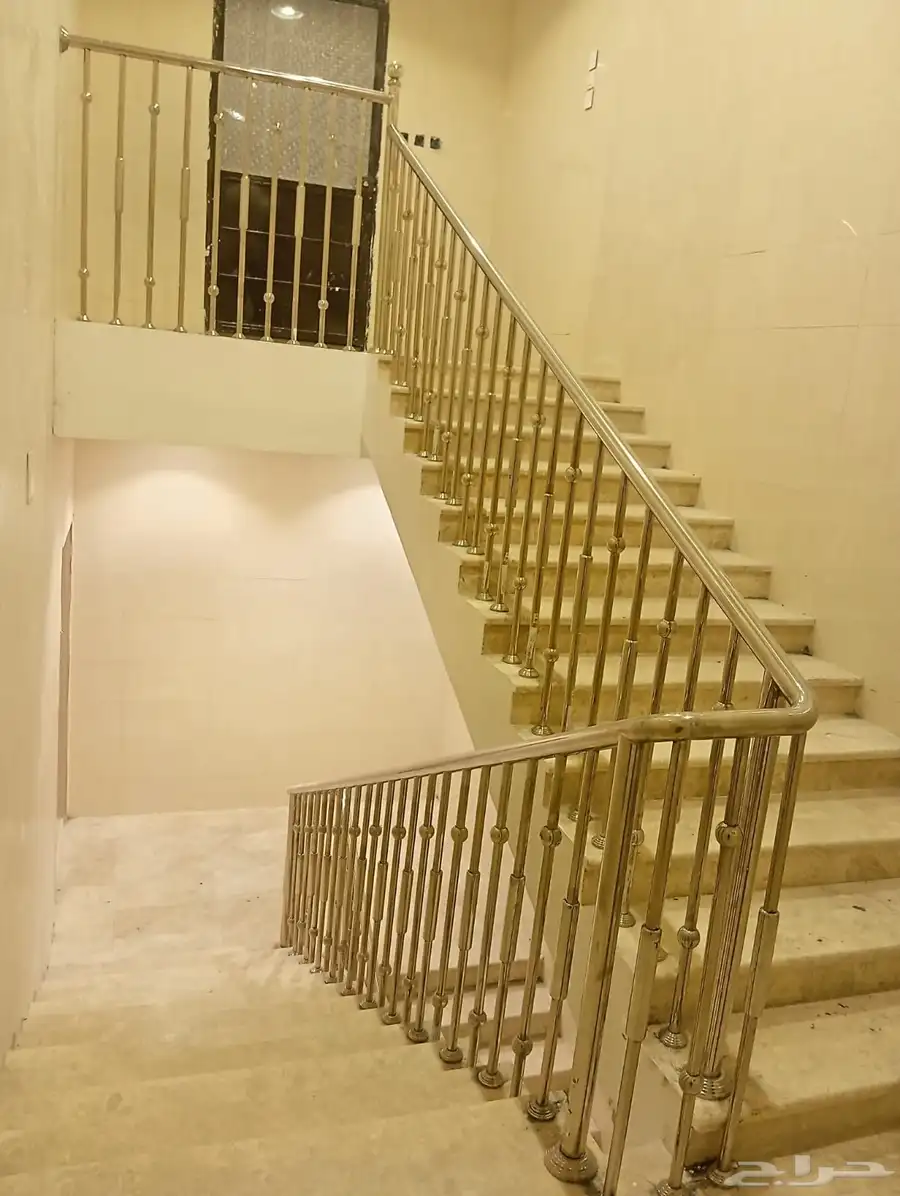 دربزين استيل شبابيك زجاج حواجزمسابح زوياءاستيل انوع الدربزين 2