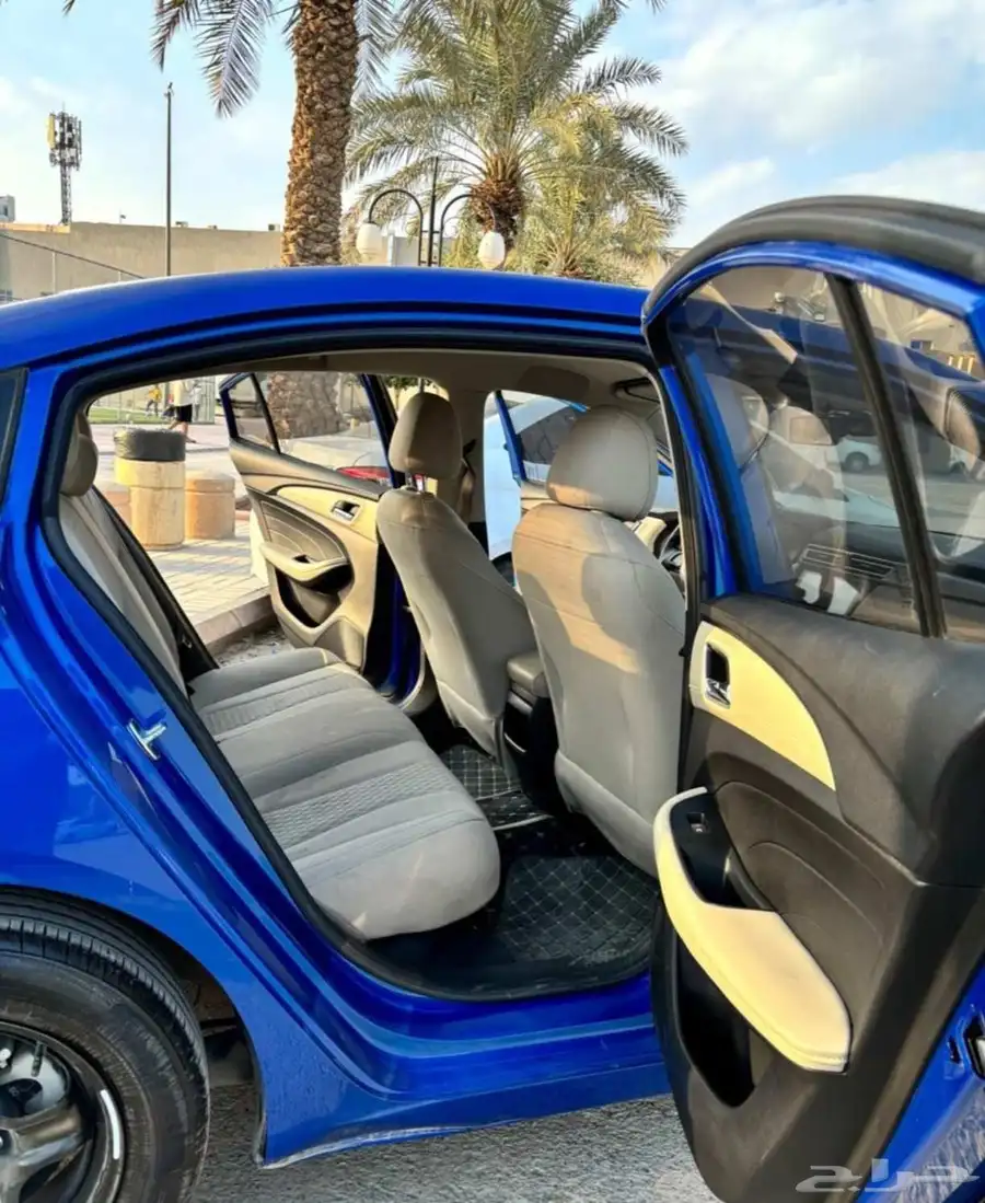 MG 5 مستعملة للبيع 8
