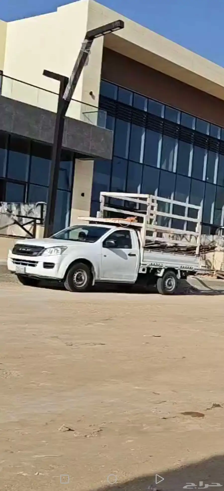 ايسوزو دي ماكس 2014 0