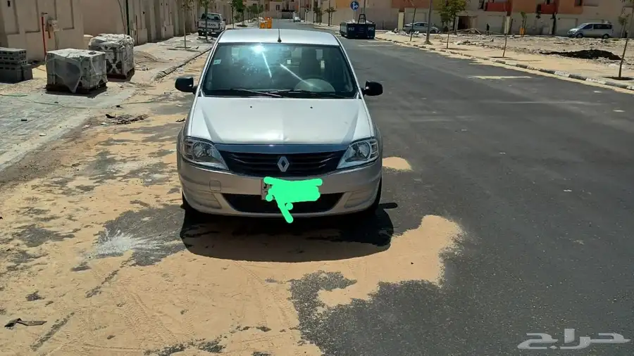 رينو لوجان 2015 0