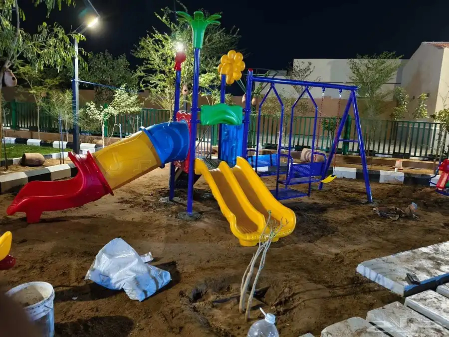 مجموعات العاب مراجيح زحاليق متنوعة خارجية وداخلية 47