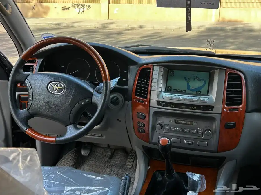 لاندكروزر 2006 VXR فل الفل أعلى مواصفات 13