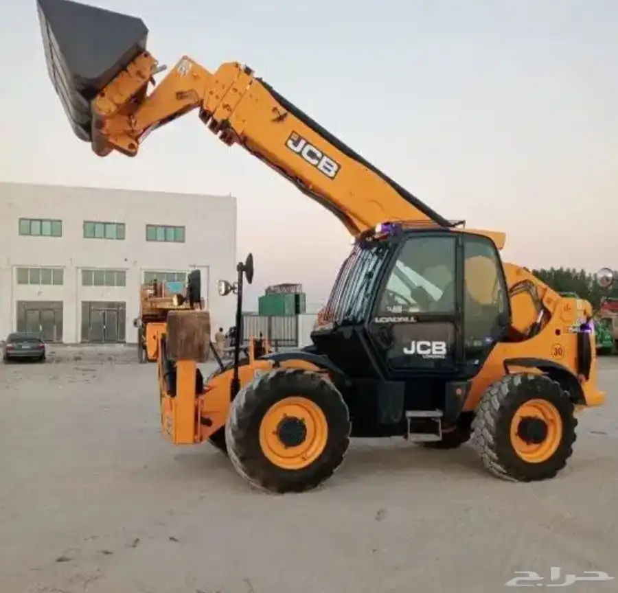 كرينات وروافع شوكيه ومان لفت وسيزر لفت للإيجار اليومي والشهر 5
