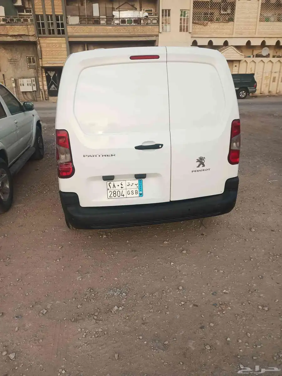 بيجوا مديل 2022 ديزل الممشى 290الف 2