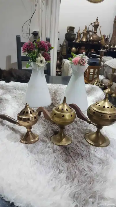 نحاسيات دلل لوحة مباخر فازات اسعار للك قطعه سعر 4