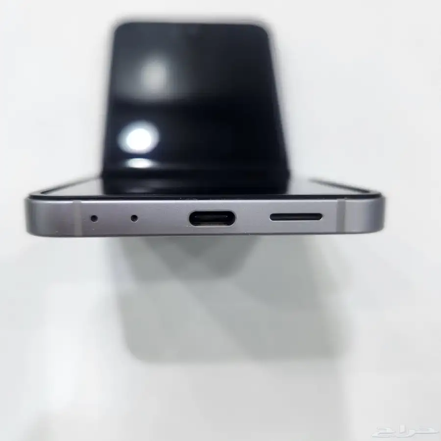 Samsung Z Flip 6 - 256GB - نظيف جدا  - المدينة المنورة index