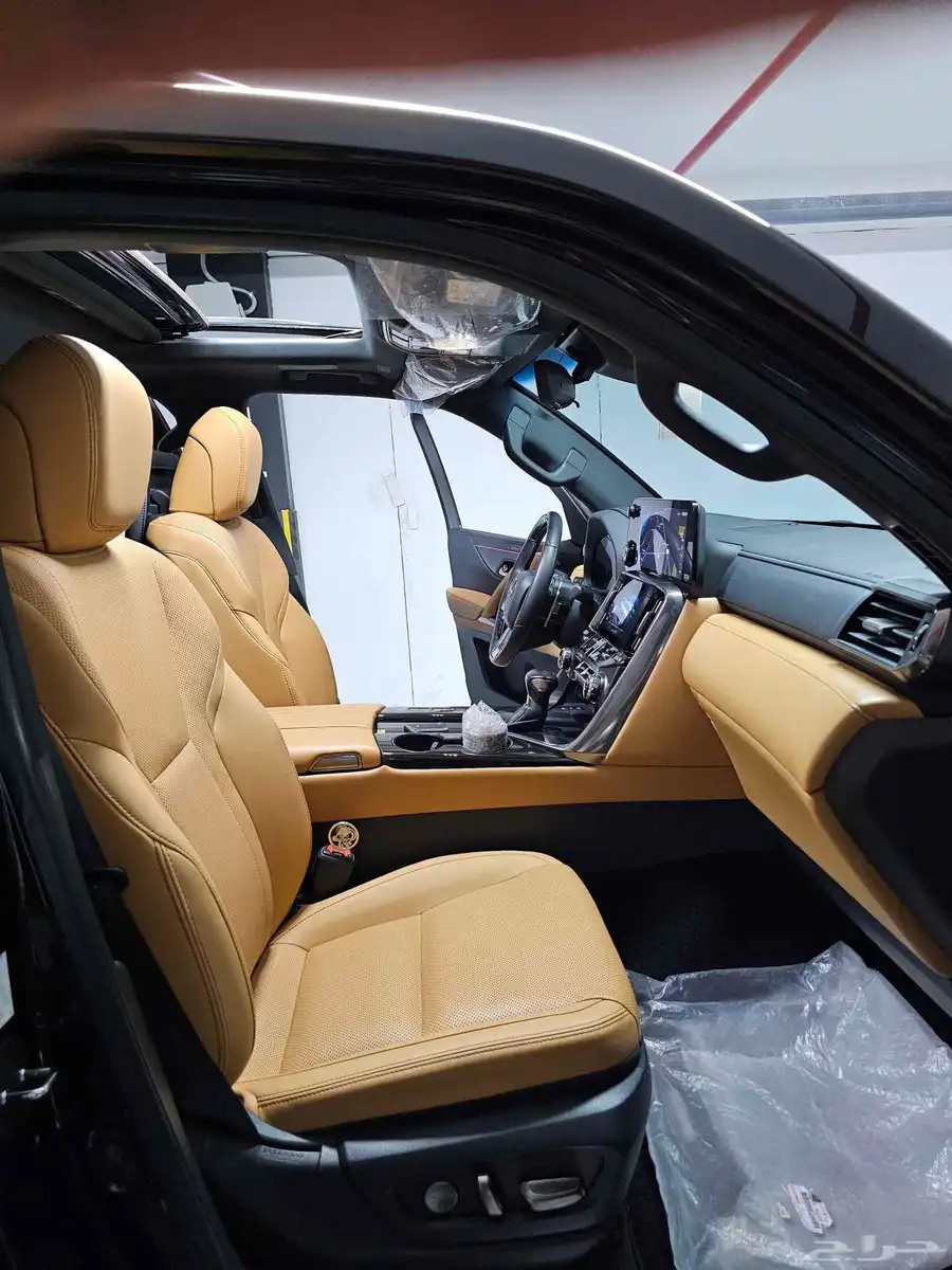 لكزس LX600 2023 BB 22