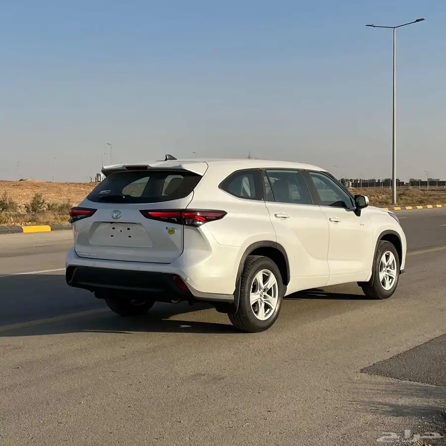 تويوتا هايلاندر GLE موديل 2025 أسعار منافسة كاش واقساط 3