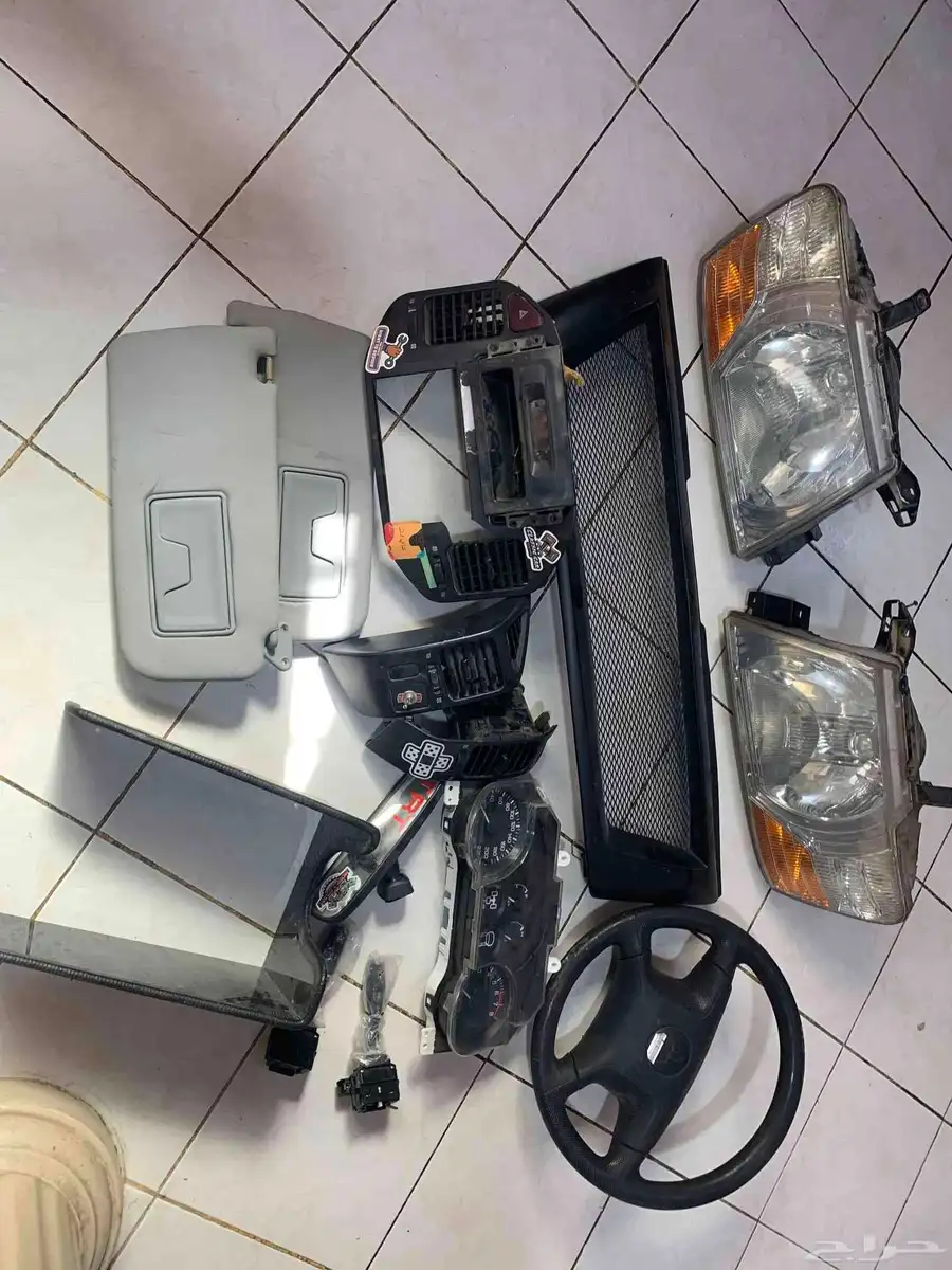 قطع باجيرو ديكور واغراض خارجيه من 2002 إلى 2006 1