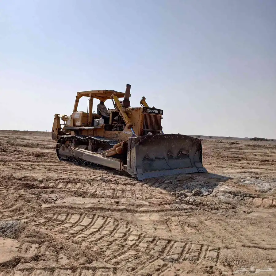 بلدوزر 155 للبيع 0