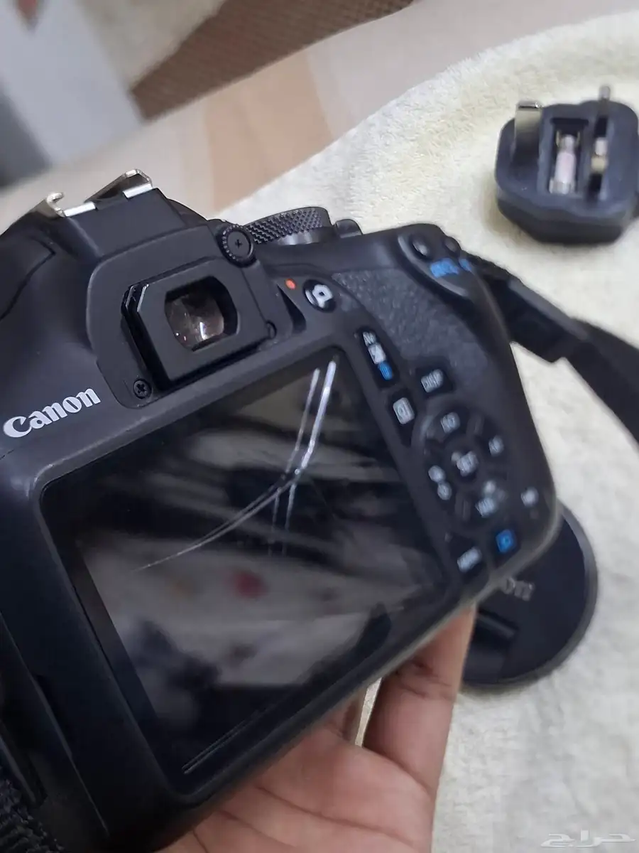 Canon 2000 D camera 2