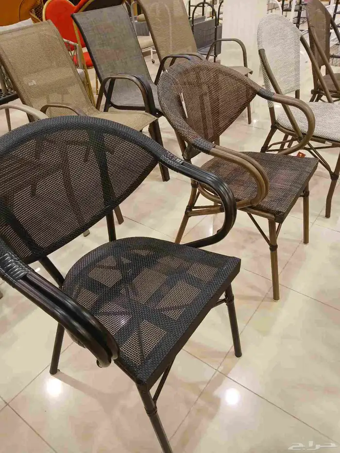 كراسي كافيهات متنوعه 7
