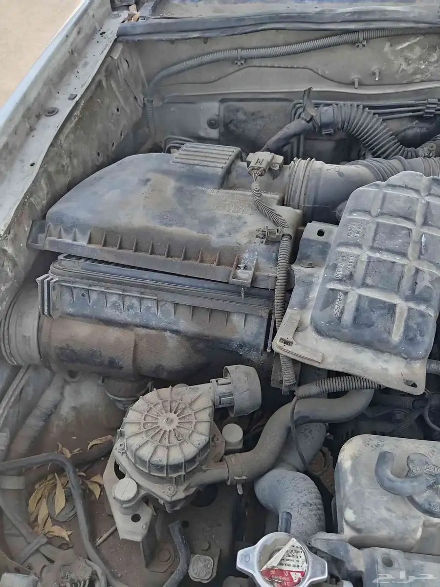 يوجد لدينا قطع غيار برادو 6