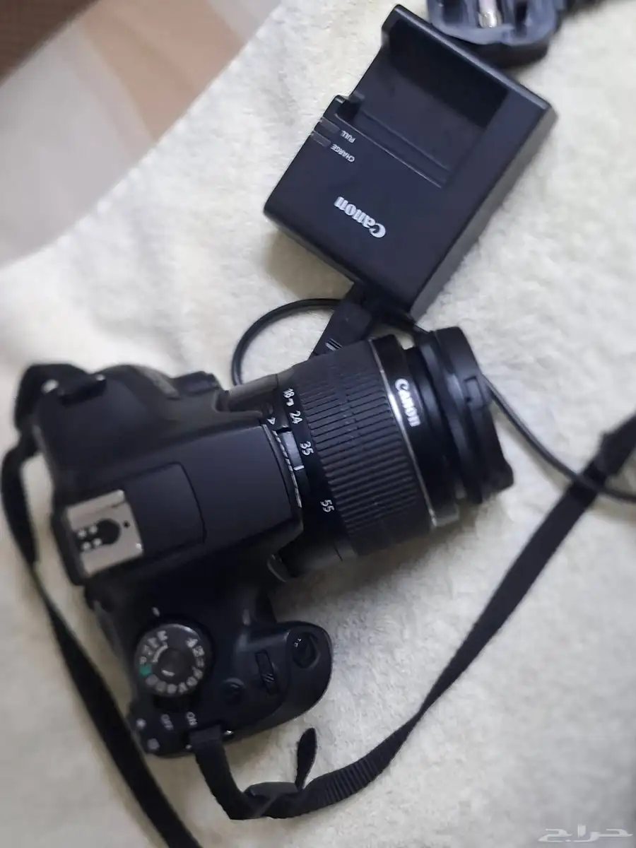 Canon 2000 D camera 0