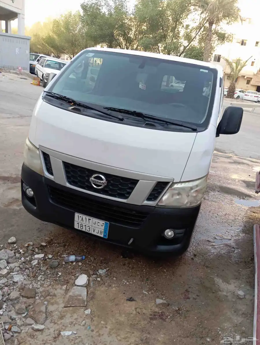 نيسان اورفان 8