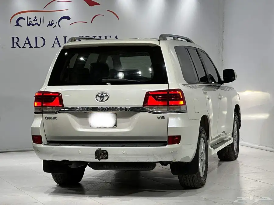 لاندكروزر GXR فل كامل ديزل 2019 5