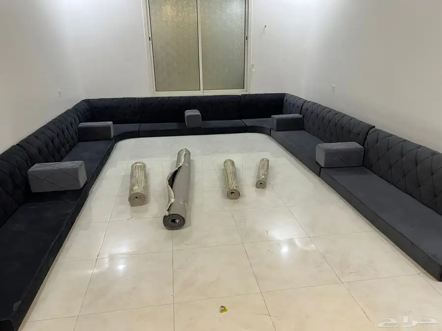 كنب مجالس  اثاث ومفروشات  طاولات طعام وخدمة  غرف نوم  مطابخ 46