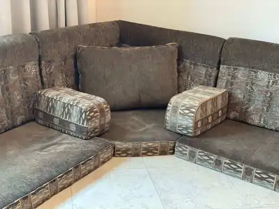 للبيع جلسه أرضيه 5م   4م تقريبا 5