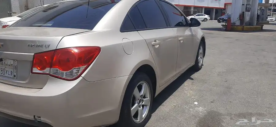 2012 Chevrolet Cruze 1