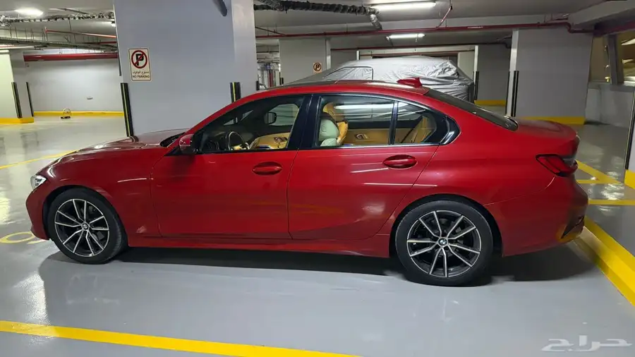 BMW 320i 11