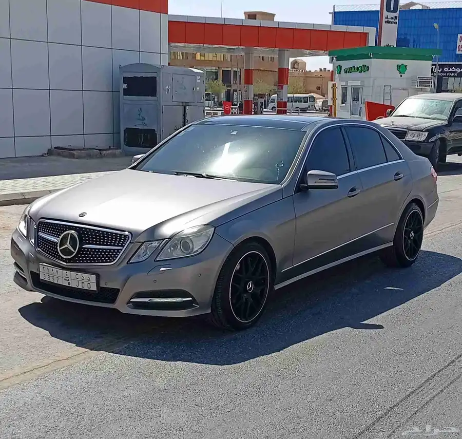 مرسيدس E300 2012 للبيع او البدل المناسب 0