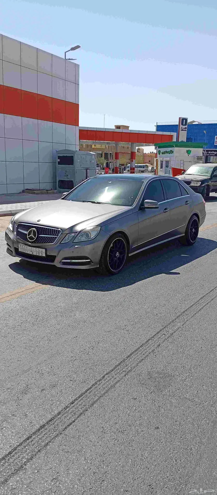 مرسيدس E300 2012 للبيع او البدل المناسب 8