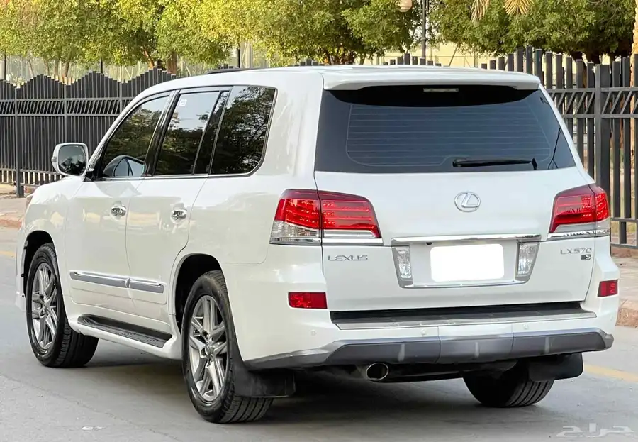 لكزس 2014 LX570 فل سعودي index