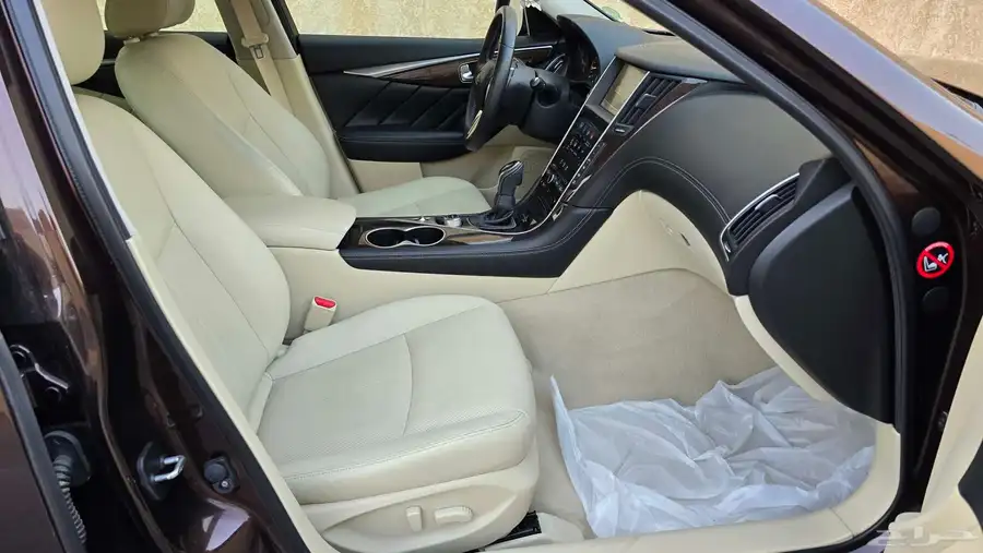 انفنتي Q50 2020 فل كامل 2.0 تيربو 19