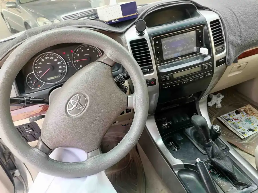 للبيع برادو 2005 vx 2