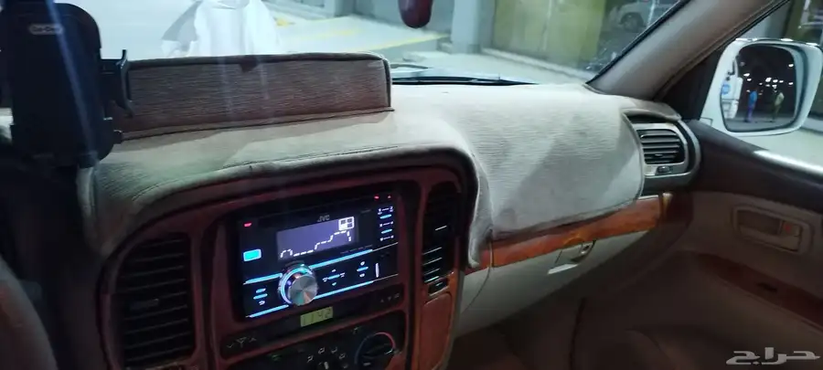 لاندكروزر 2002 سعودي فل كامل GXR 12