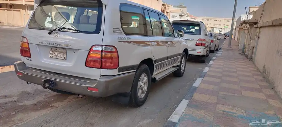 لاندكروزر 2002 سعودي فل كامل GXR 22