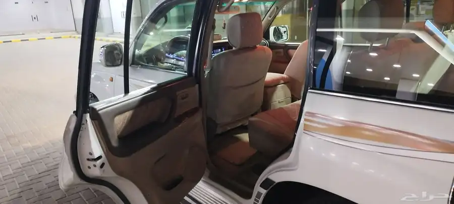 لاندكروزر 2002 سعودي فل كامل GXR 18