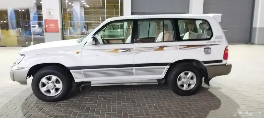 لاندكروزر 2002 سعودي فل كامل GXR 10