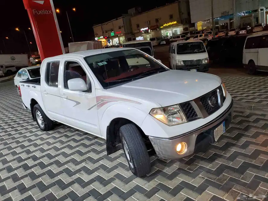 للبيع ونيت نيسان نافارا موديل 2010 فل كامل ممشى349 0