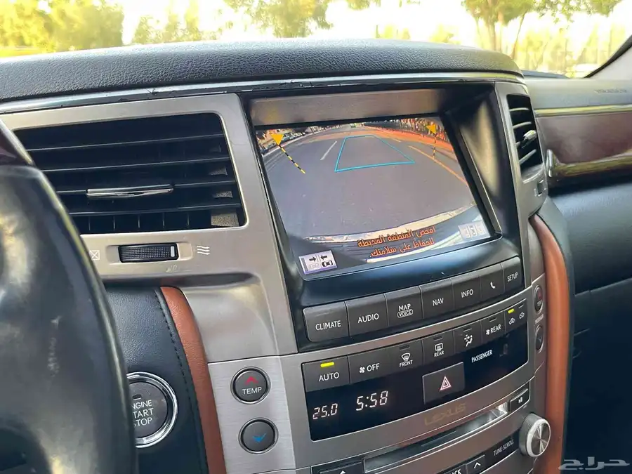 لكزس 2014 LX570 فل سعودي 9